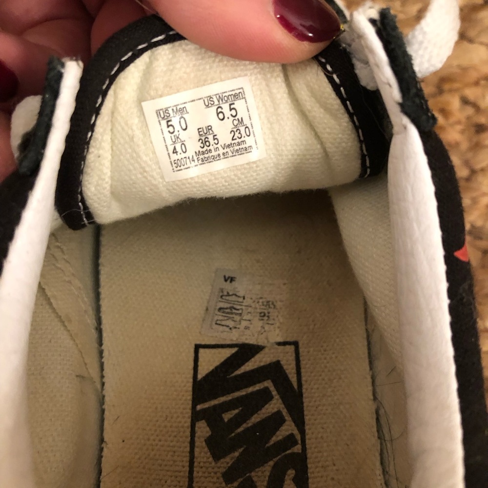 Vans shoes - Picture 2 of 2